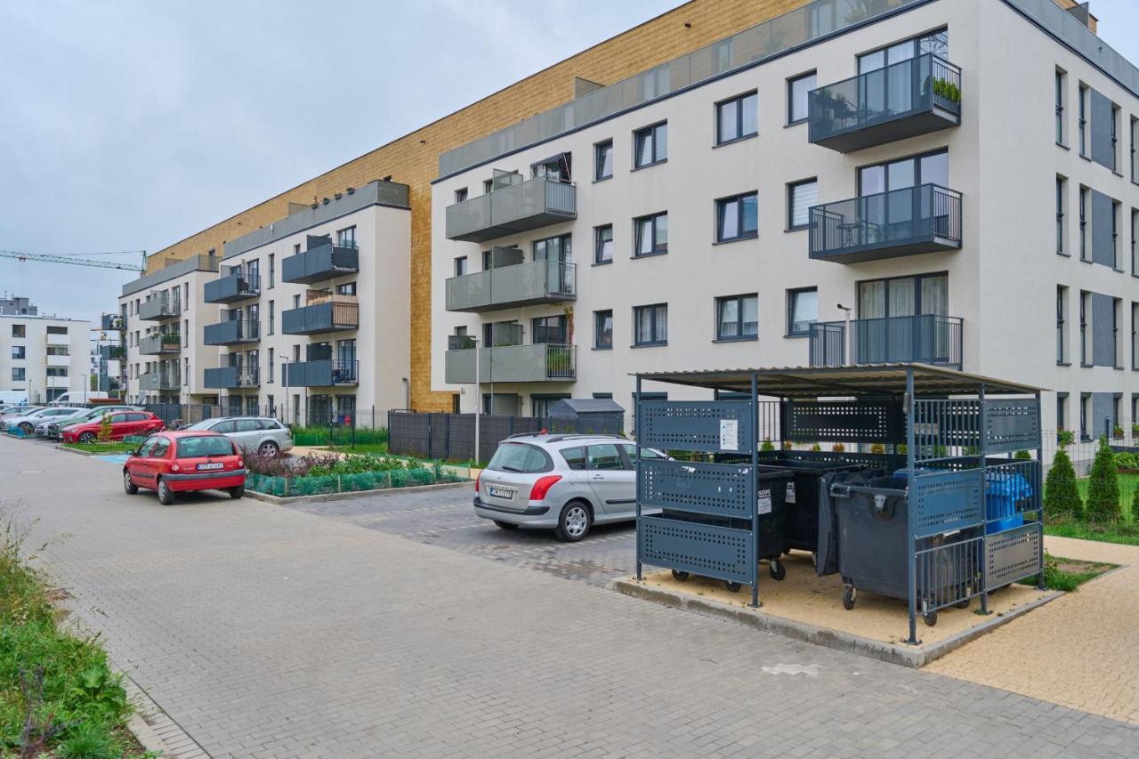 Jagodno Wroclaw Kajdasza Studio Z Bezplatnym Garazem By Noclegi Renters Exterior foto